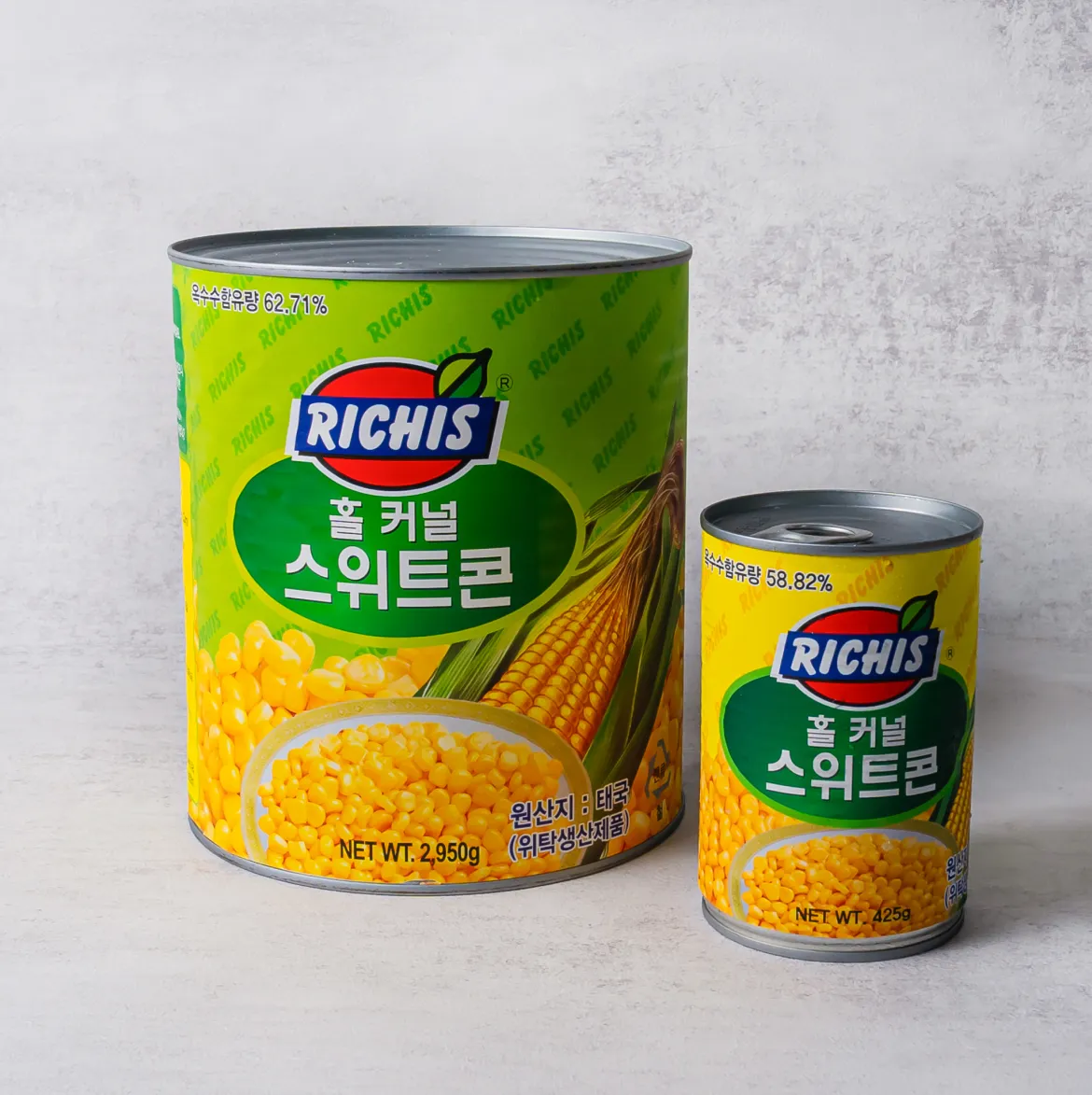 리치스 홀 커널 스위트콘 2,950g 업소용 대용량 캔과 425g 소형 캔 제품 크기 비교 이미지